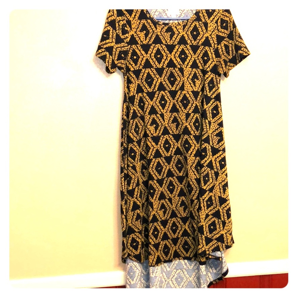 Lularoe XS Carly Dress Black & Gold geometric